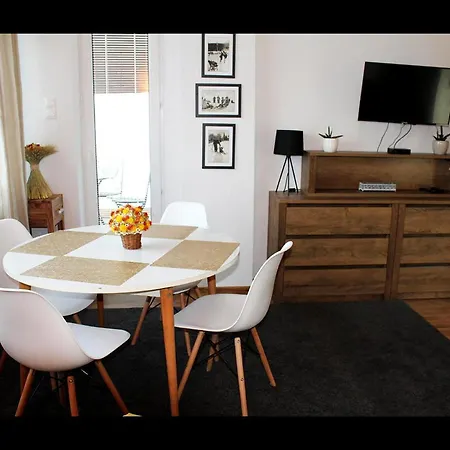 Brigit Aparthotel 3*