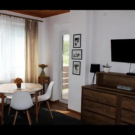 Aparthotel Brigit 3*